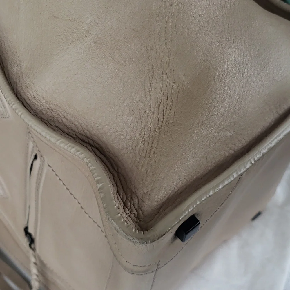 CÉLINE  LUGGAGE MICRO  LARGE SIZE 🔥 😍 - Picture 11 of 16
